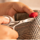 HUSQVARNA® VIKING® 4in/10.2cm Micro Tip Curved Blade Scissor